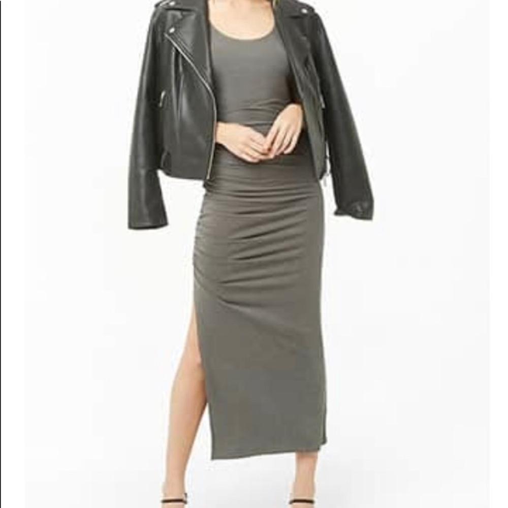 Forever 21 Knit Dress w/slit